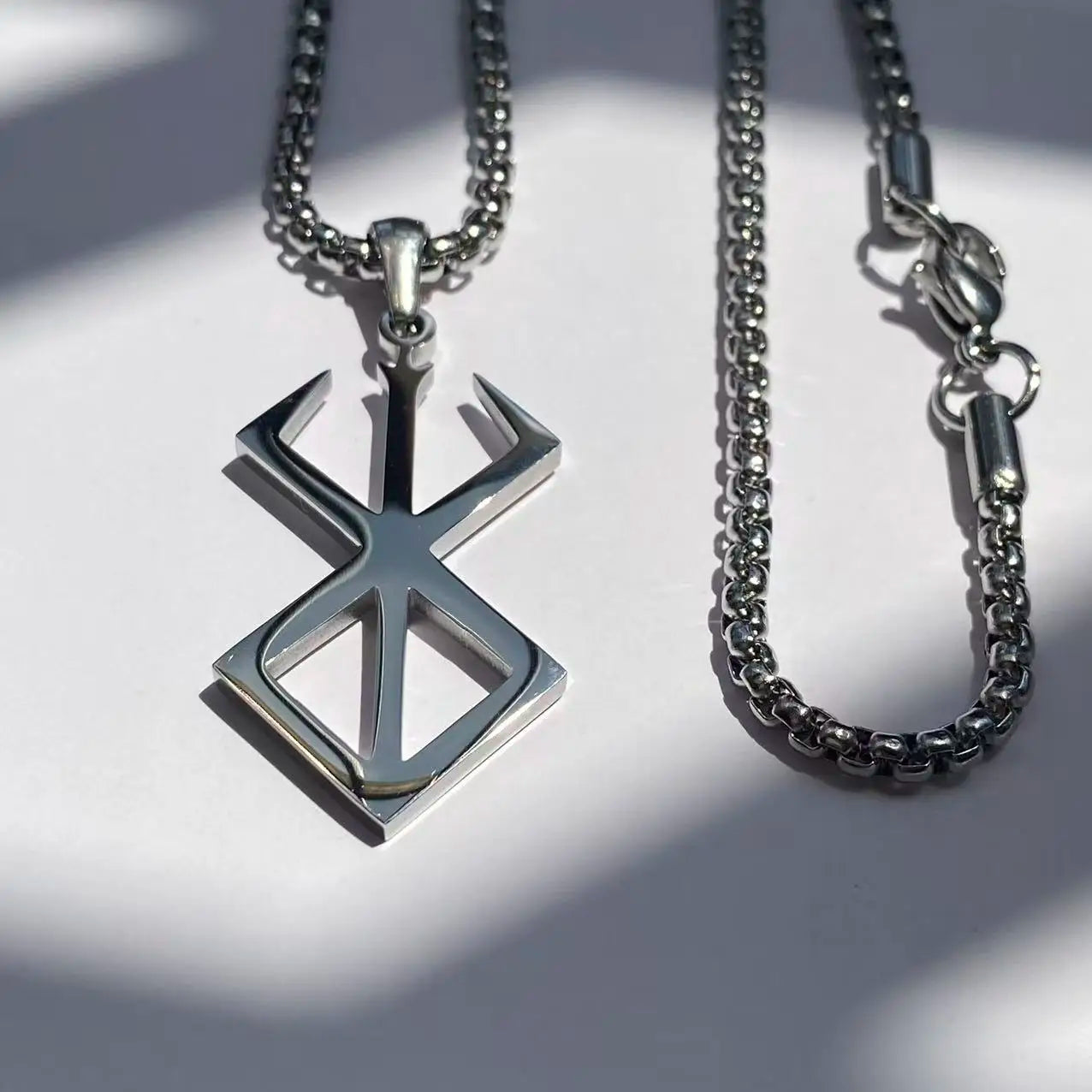 Collar Anime Berserk De Acero Inoxidable