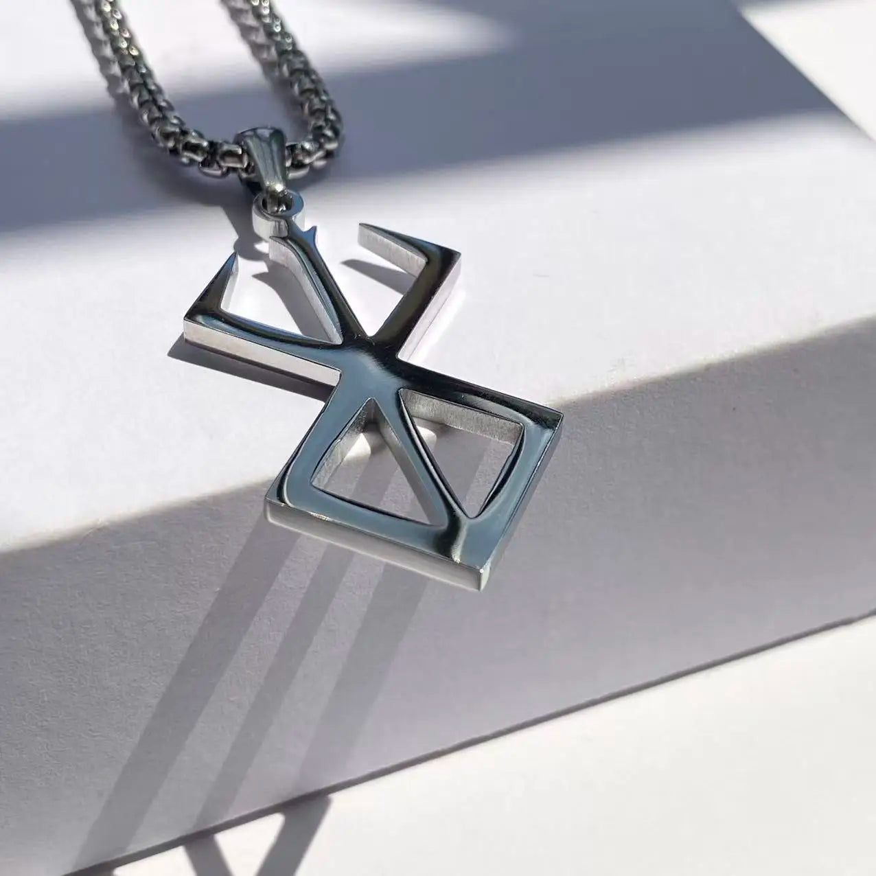 Collar Anime Berserk De Acero Inoxidable